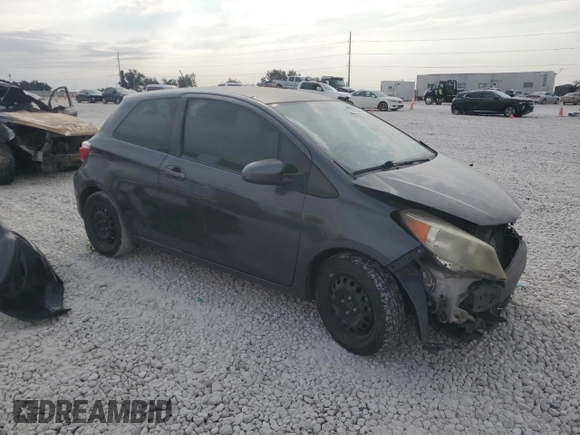2013 Toyota Yaris L z VIN JTDJTUD33DD571231, wystawiony jako Copart lot #75826024 z przebiegiem 224 036 mil mil oraz Szkoda całkowita • Salvage title. Historia ofert i sprzedaży dostępna na DreamBid. Obrazek 4.