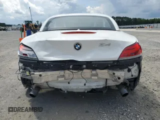 2009 BMW Z4 sDrive35i with VIN WBALM73519E381601, listed as a Copart auction lot 60823745 with 75,635 mi miles and Salvage title. Bid and sale history available at DreamBid. Image 6.