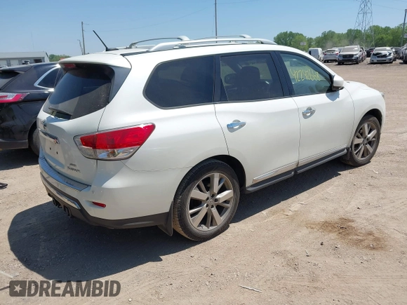 2016 Nissan Pathfinder S with VIN 5N1AR2MM3GC605041, listed as a IAAI auction lot 42242668 with 222,563 mi miles and . Bid and sale history available at DreamBid. Image 4.