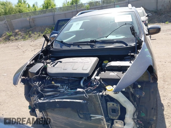 2017 Jeep Cherokee Limited with VIN 1C4PJMDS8HW631165, listed as a IAAI auction lot 42248180 with 57,448 mi miles and . Bid and sale history available at DreamBid. Image 12.