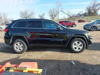 2017 Jeep Grand Cherokee Laredo with VIN 1C4RJFAG1HC642756, listed as a IAAI auction lot 41913149 with 25,846 mi miles. Bid and sale history available at carsss.com. Image 14.