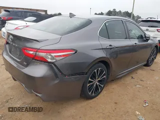 2018 Toyota Camry LE z VIN 4T1B11HK3JU630411, wystawiony jako IAAI lot #41423338 z przebiegiem 134 959 mil mil oraz . Historia ofert i sprzedaży dostępna na DreamBid. Obrazek 4.