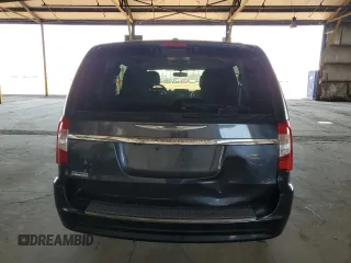 2013 Chrysler Town & Country Touring z VIN 2C4RC1BG6DR677967, wystawiony jako Copart lot #61434645 z przebiegiem 140 798 mil mil oraz Czysty tytuł • Clean title. Historia ofert i sprzedaży dostępna na DreamBid. Obrazek 6.