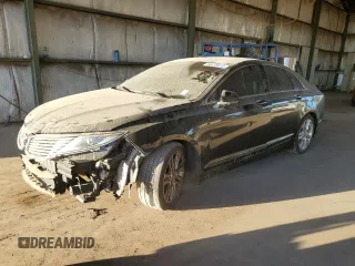 2015 Lincoln MKZ with VIN 3LN6L2GK8FR628008, listed as a Copart auction lot 44035915 with 199,862 mi miles and Clean Title. Bid and sale history available at carsss.com. Image 1.