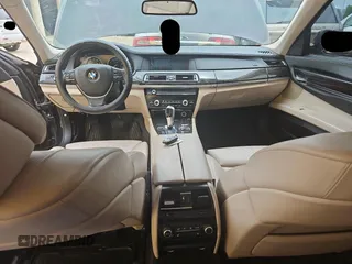 2012 BMW 7 Series 750Li xDrive с VIN WBAKC8C58CC435970, выставлен на аукционе Copart как лот 60091585 с пробегом 129 273 миль миль и Чистый • Clean title. История ставок и продаж доступна на DreamBid. Изображение 9.