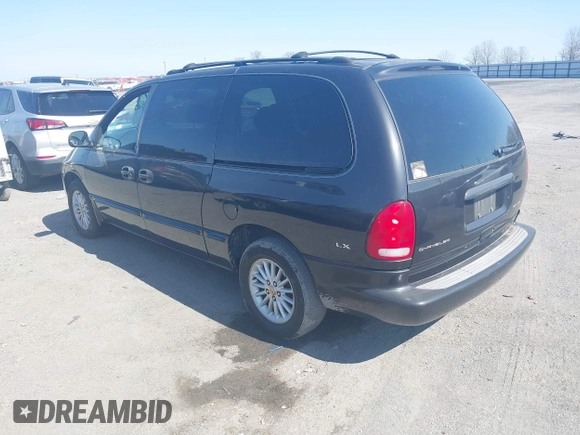 2000 Chrysler Town & Country LX with VIN 1C4GP44G6YB690782, listed as a IAAI auction lot 41661036 with 287,967 mi miles and . Bid and sale history available at DreamBid. Image 3.