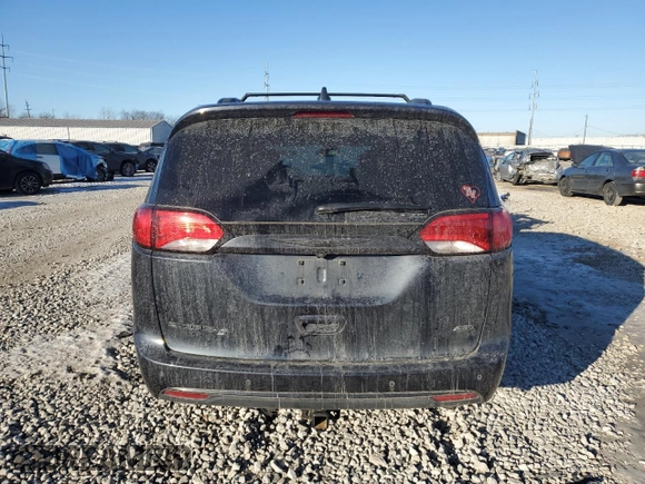2020 Chrysler Pacifica Launch Edition z VIN 2C4RC3BG8LR263700, wystawiony jako Copart lot #41963825 z przebiegiem 99 415 mil mil oraz Szkoda całkowita • Salvage title. Historia ofert i sprzedaży dostępna na DreamBid. Obrazek 6.