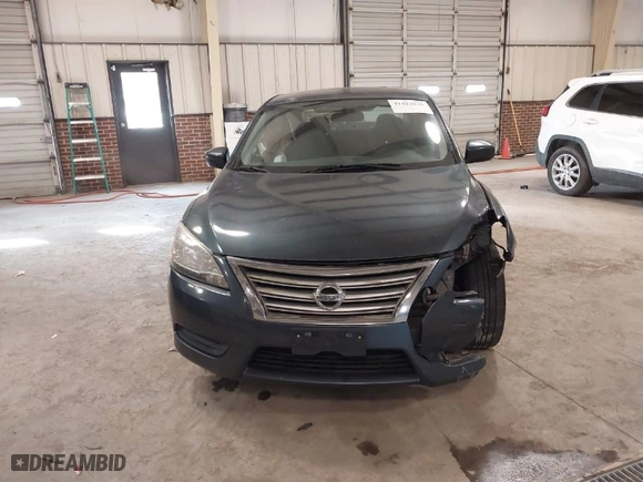 2014 Nissan Sentra SV with VIN 3N1AB7AP7EY215331, listed as a IAAI auction lot 41423935 with 200,419 mi miles. Bid and sale history available at carsss.com. Image 13.