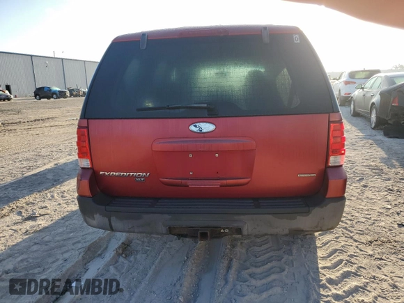 2004 Ford Expedition Special Service with VIN 1FMPU16L34LB10549, listed as a Copart auction lot 44750135 with 207,241 mi miles and Salvage Title. Bid and sale history available at carsss.com. Image 6.