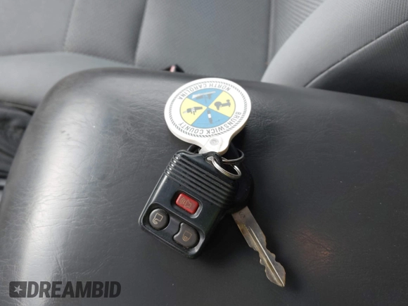 2006 Ford Escape XLT with VIN 1FMYU93196KC72975, listed as a IAAI auction lot 42088686 with 75,440 mi miles and . Bid and sale history available at DreamBid. Image 11.