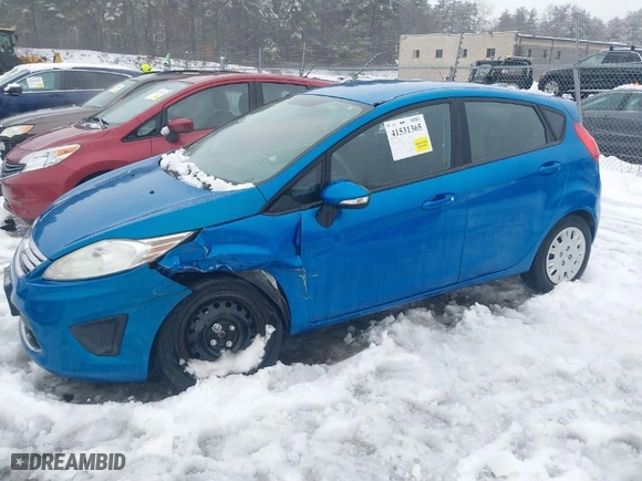2016 Ford Fiesta SE with VIN 3FADP4EJXGM120181, listed as a IAAI auction lot 41531365 with NaN miles. Bid and sale history available at carsss.com. Image 2.