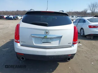 2015 Cadillac SRX Premium Collection with VIN 3GYFNDE38FS516009, listed as a IAAI auction lot 41785462 with 68,738 mi miles. Bid and sale history available at carsss.com. Image 16.