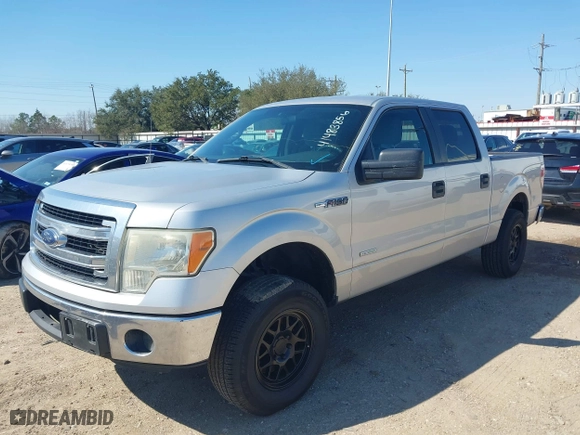 2013 Ford F-150 XL with VIN 1FTFW1CT2DFB23323, listed as a IAAI auction lot 41483856 with 272,488 mi miles. Bid and sale history available at carsss.com. Image 17.