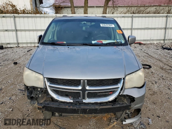 2015 Dodge Grand Caravan SXT with VIN 2C4RDGCG9FR566461, listed as a Copart auction lot 85642384 with 155,831 mi miles and Salvage Title. Bid and sale history available at DreamBid. Image 5.