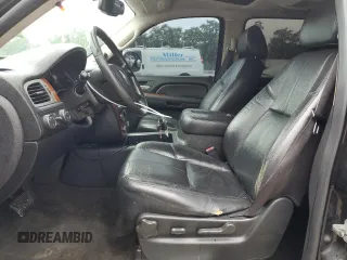 2008 Chevrolet Suburban LTZ with VIN 1GNFK16308J107400, listed as a Copart auction lot 61567295 with 272,454 mi miles and Salvage title. Bid and sale history available at DreamBid. Image 7.
