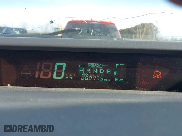 2001 Toyota Prius with VIN JT2BK12U810037395, listed as a IAAI auction lot 41760814 with 252,179 mi miles. Bid and sale history available at carsss.com. Image 7.