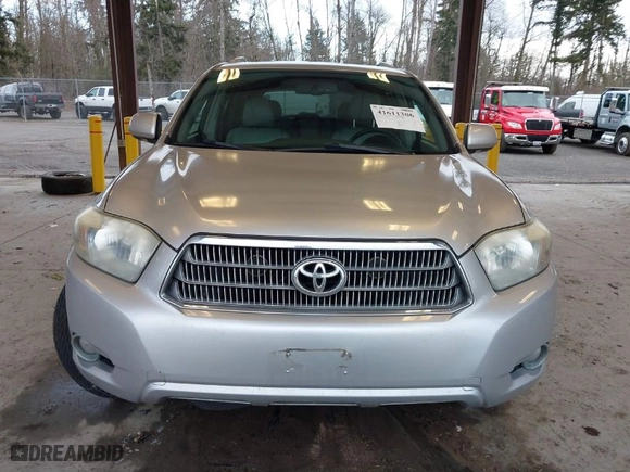 2009 Toyota Highlander Hybrid Limited with VIN JTEEW44A392030847, listed as a IAAI auction lot 41611306 with 137,874 mi miles. Bid and sale history available at carsss.com. Image 12.