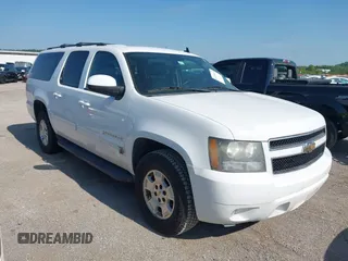 2011 Chevrolet Suburban LT z VIN 1GNSKJE39BR224871, wystawiony jako IAAI lot #42374041 z przebiegiem 207 788 mil mil oraz . Historia ofert i sprzedaży dostępna na DreamBid. Obrazek 1.