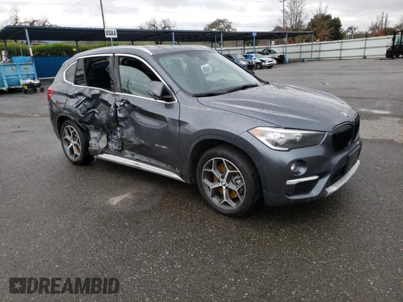 2018 BMW X1 xDrive28i with VIN WBXHT3C33J5K23187, listed as a Copart auction lot 71063192 with 97,403 mi miles. Bid and sale history available at carsss.com. Image 4.
