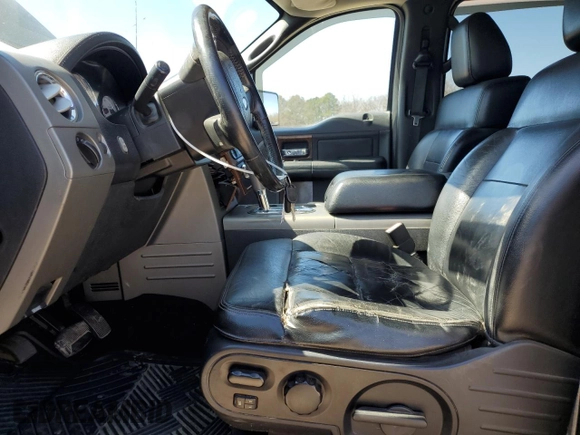 2004 Ford F-150 XLT with VIN 1FTPW14534FA20030, listed as a Copart auction lot 48654485 with 236,116 mi miles and Salvage Title. Bid and sale history available at carsss.com. Image 7.
