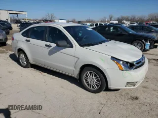 2011 Ford Focus SE with VIN 1FAHP3FN2BW184060, listed as a Copart auction lot 44130645 with 100,192 mi miles and Clean Title. Bid and sale history available at carsss.com. Image 4.
