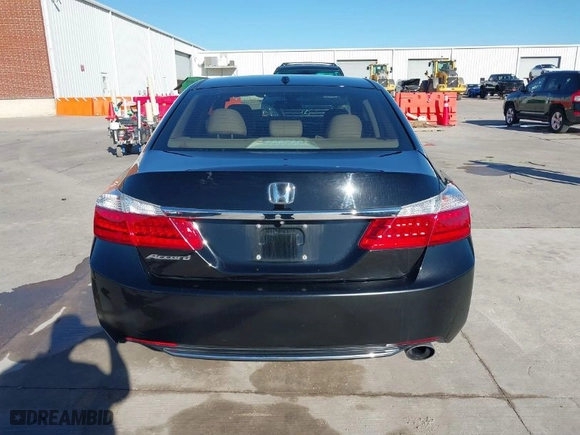 2015 Honda Accord Sedan EX-L with VIN 1HGCR2F80FA076317, listed as a IAAI auction lot 41216398 with 60,242 mi miles. Bid and sale history available at carsss.com. Image 17.