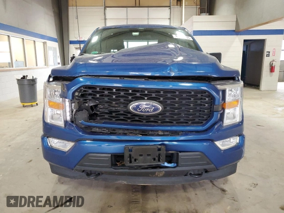 2022 Ford F-150 XL with VIN 1FTEW1EP4NFB79809, listed as a Copart auction lot 49792665 with 83,955 mi miles and Salvage Title. Bid and sale history available at carsss.com. Image 5.