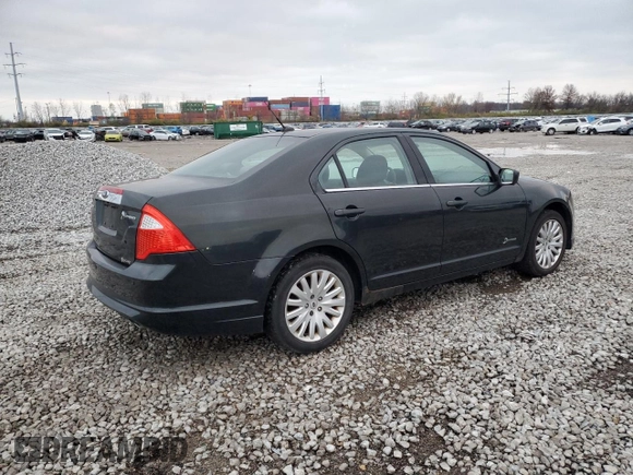 2010 Ford Fusion Hybrid with VIN 3FADP0L35AR178349, listed as a Copart auction lot 82343484 with 157,229 mi miles and Clean Title. Bid and sale history available at DreamBid. Image 3.