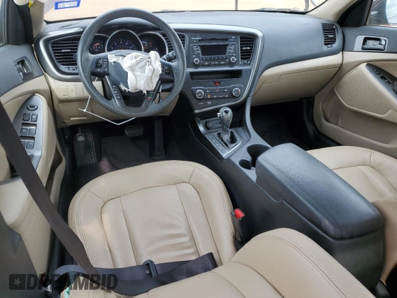 2011 Kia Optima LX z VIN KNAGM4A71B5056974, wystawiony jako Copart lot #54190885 z przebiegiem 53 768 mil mil oraz Szkoda całkowita • Salvage title. Historia ofert i sprzedaży dostępna na DreamBid. Obrazek 8.