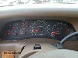 1999 Ford F-350 XL z VIN 1FTWW32F1XEA00890, wystawiony jako Copart lot #81316284 z przebiegiem 221 920 mil mil oraz Nie do naprawy • Non repairable. Historia ofert i sprzedaży dostępna na DreamBid. Obrazek 9.