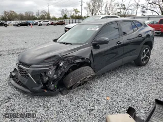 2024 Chevrolet Trax 1RS with VIN KL77LGE20RC213273, listed as a Copart auction lot 45367485 with 22,137 mi miles and Non Repairable. Bid and sale history available at carsss.com. Image 1.