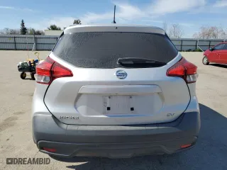 2018 Nissan Kicks SR with VIN 3N1CP5CU1JL510840, listed as a Copart auction lot 45712825 with 92,265 mi miles and Salvage Title. Bid and sale history available at carsss.com. Image 6.