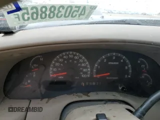 2000 Ford Expedition Eddie Bauer с VIN 1FMRU17L8YLC15827, выставлен на аукционе Copart как лот 45038865 с пробегом Не указан миль и Списание • Salvage title. История ставок и продаж доступна на DreamBid. Изображение 9.