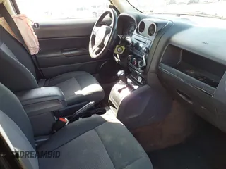 2014 Jeep Patriot Latitude with VIN 1C4NJRFB2ED501262, listed as a IAAI auction lot 42165657 with 107,551 mi miles and . Bid and sale history available at DreamBid. Image 5.