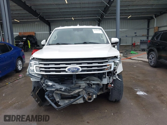 2018 Ford Expedition Max XLT with VIN 1FMJK1JT6JEA43691, listed as a IAAI auction lot 42458791 with 123,763 mi miles and . Bid and sale history available at DreamBid. Image 13.