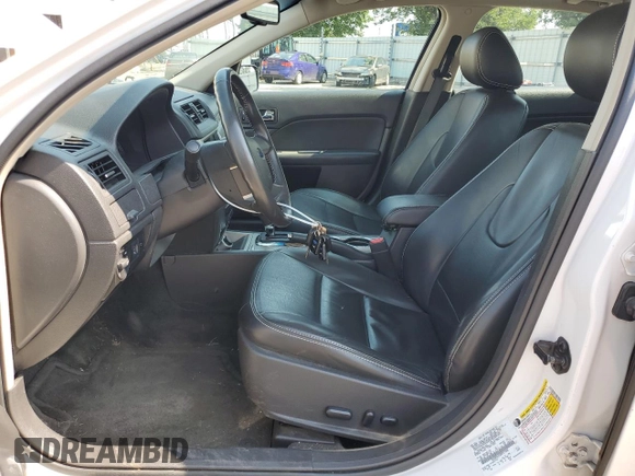 2011 Ford Fusion Hybrid с VIN 3FADP0L35BR317400, выставлен на аукционе Copart как лот 60225545 с пробегом 118 370 миль миль и Списание • Salvage title. История ставок и продаж доступна на DreamBid. Изображение 7.