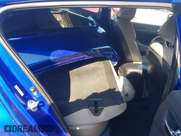 2012 Hyundai Veloster w/Black Int z VIN KMHTC6AD9CU046041, wystawiony jako IAAI lot #41772806 z przebiegiem 110 098 mil mil oraz . Historia ofert i sprzedaży dostępna na DreamBid. Obrazek 8.