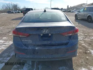 2017 Hyundai Elantra SE z VIN 5NPD74LF8HH187040, wystawiony jako IAAI lot #41350743 z przebiegiem 78 119 mil mil oraz . Historia ofert i sprzedaży dostępna na DreamBid. Obrazek 16.