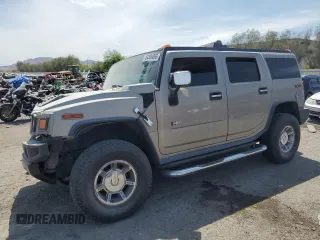 2005 Hummer H2 SUV z VIN 5GRGN23U45H118439, wystawiony jako Copart lot #54339065 z przebiegiem 382 791 mil mil oraz Szkoda całkowita • Salvage title. Historia ofert i sprzedaży dostępna na DreamBid. Obrazek 1.