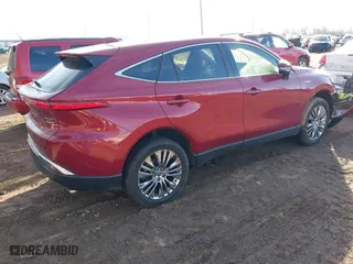 2021 Toyota Venza LE with VIN JTEAAAAH4MJ067109, listed as a IAAI auction lot 41694804 with 61,546 mi miles. Bid and sale history available at carsss.com. Image 4.