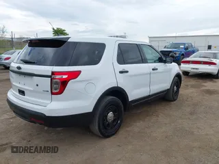 2013 Ford Police Interceptor Utility z VIN 1FM5K8AR6DGB59111, wystawiony jako IAAI lot #42259174 z przebiegiem 75 460 mil mil oraz . Historia ofert i sprzedaży dostępna na DreamBid. Obrazek 4.
