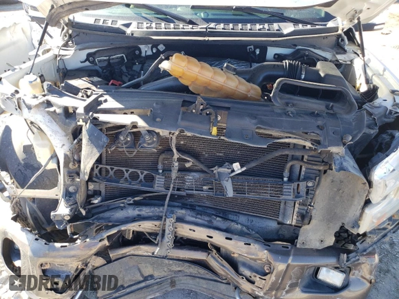 2015 Ford F-150 XLT z VIN 1FTEW1EGXFFA22819, wystawiony jako Copart lot #45397925 z przebiegiem 206 620 mil mil oraz Szkoda całkowita • Salvage title. Historia ofert i sprzedaży dostępna na DreamBid. Obrazek 13.