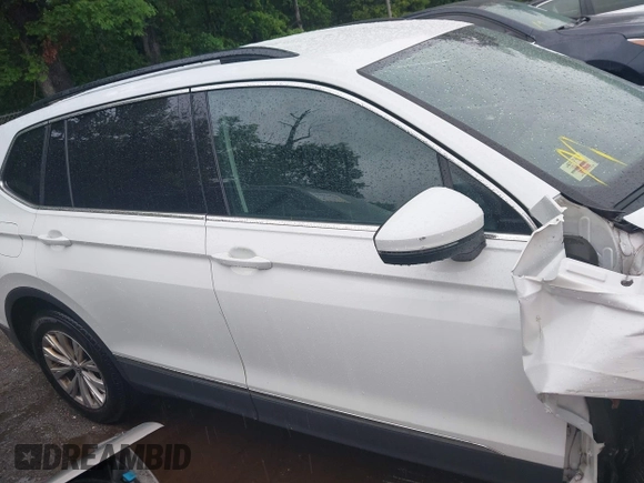 2018 Volkswagen Tiguan SEL с VIN 3VV2B7AX0JM096512, выставлен на аукционе IAAI как лот 42237884 с пробегом 60 209 миль миль и . История ставок и продаж доступна на DreamBid. Изображение 13.