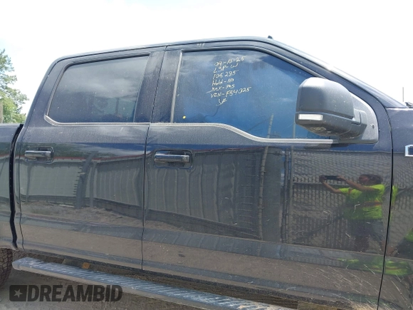2020 Ford F-150 XL z VIN 1FTEW1E42LKF54025, wystawiony jako IAAI lot #42057516 z przebiegiem 58 726 mil mil oraz . Historia ofert i sprzedaży dostępna na DreamBid. Obrazek 14.