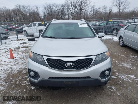 2012 Kia Sorento EX with VIN 5XYKUDA20CG284796, listed as a IAAI auction lot 41414017 with 120,345 mi miles. Bid and sale history available at carsss.com. Image 12.