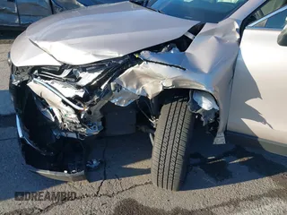 2024 Toyota Venza LE z VIN JTEAAAAH9RJ156729, wystawiony jako IAAI lot #41210034 z przebiegiem 8 132 mil mil oraz . Historia ofert i sprzedaży dostępna na DreamBid. Obrazek 6.