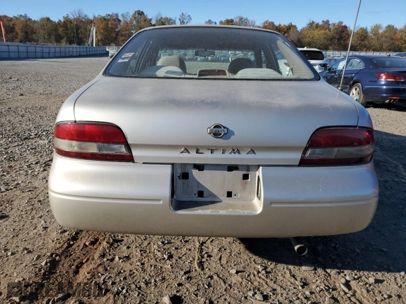 1997 Nissan Altima XE with VIN 1N4BU31DXVC166151, listed as a Copart auction lot 76300214 with 202,356 mi miles and Clean Title. Bid and sale history available at carsss.com. Image 6.