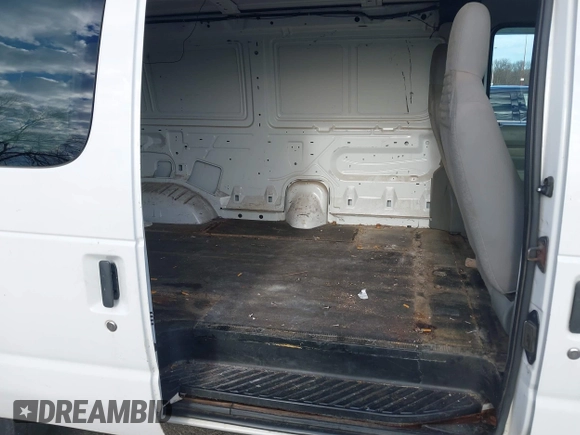 2011 Ford Econoline Cargo Commercial with VIN 1FTNE1EL5BDA40568, listed as a IAAI auction lot 41211154 with 182,527 mi miles and . Bid and sale history available at carsss.com. Image 8.