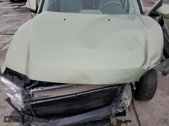 2008 Ford Escape Hybrid with VIN 1FMCU59H58KD21566, listed as a Copart auction lot 51238325 with 34,288 mi miles and Salvage title. Bid and sale history available at DreamBid. Image 13.