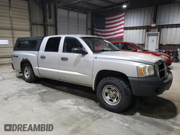2006 Dodge Dakota ST with VIN 1D7HW28N46S634573, listed as a Copart auction lot 43834355 with 158,343 mi miles and Salvage Title. Bid and sale history available at DreamBid. Image 4.